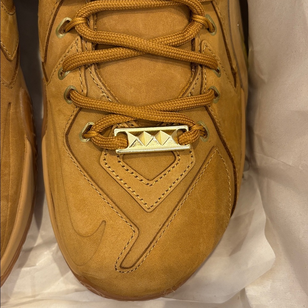 NWT NIKE LEBRON 12 EXT - Picture 4 of 13